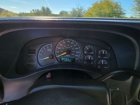 Used 1999 Chevrolet Silverado 1500 LS w/ Off-Road Chassis Pkg image 21