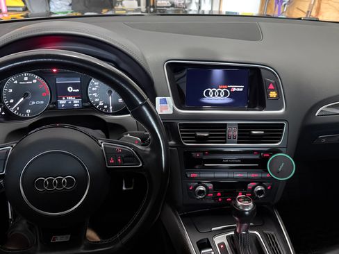 Used 2016 Audi SQ5 Premium Plus w/ Technology Package AWD/4WD image 6