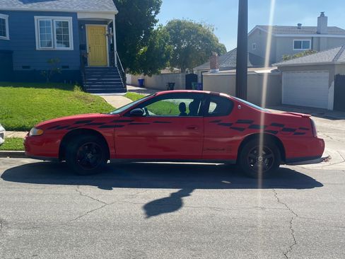 Used 2001 Chevrolet Monte Carlo LS w/ Preferred Equipment Group 1 image 1