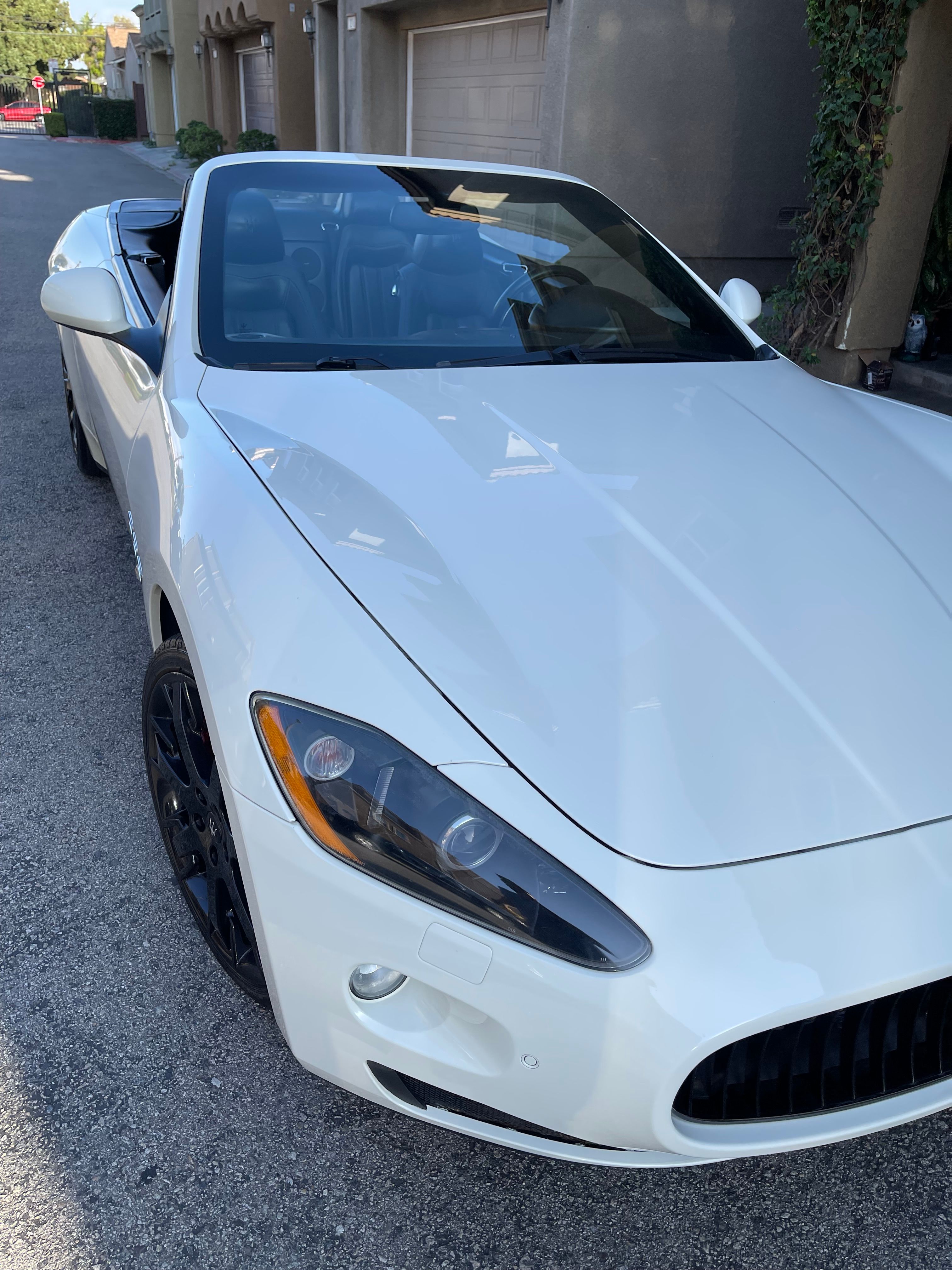 Used 2012 Maserati GranTurismo Convertible RWD image 12