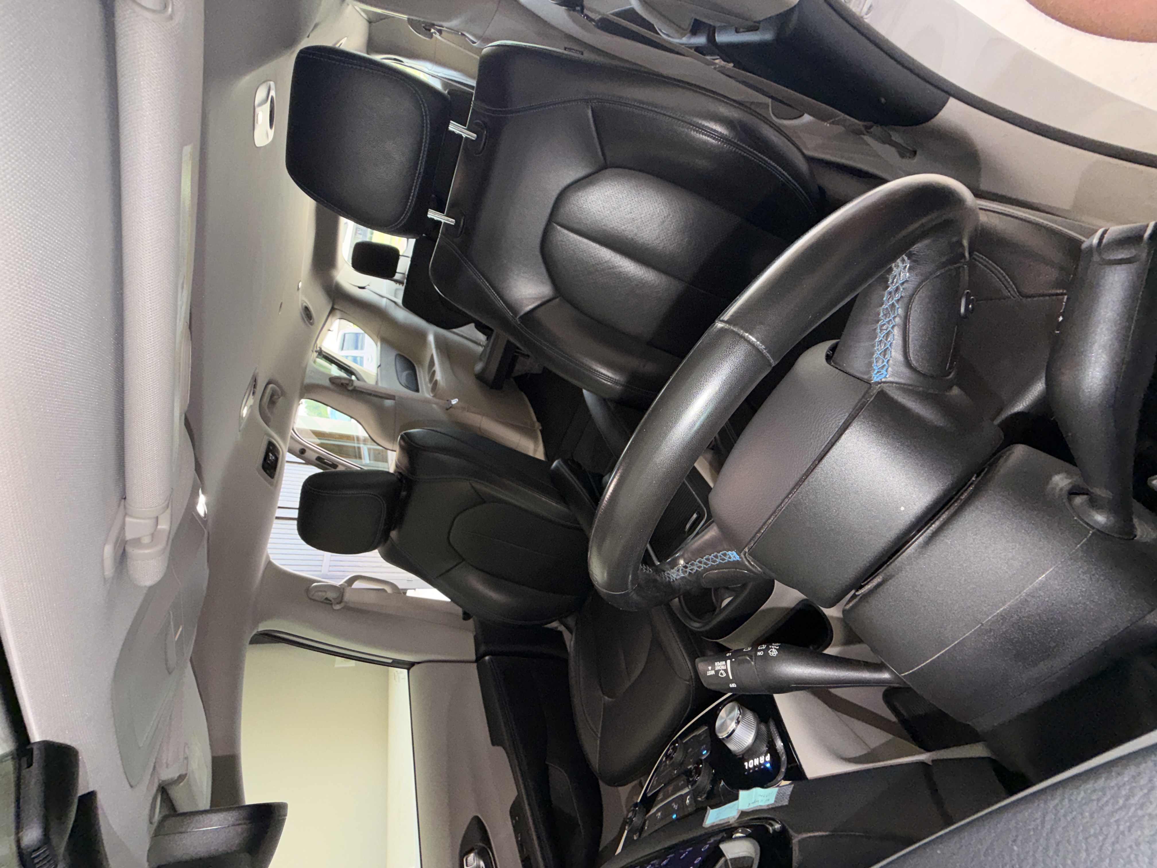 Used 2021 Chrysler Pacifica Touring-L FWD image 19