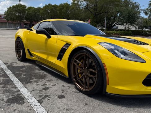 Used 2018 Chevrolet Corvette Z06 w/ Battery Protection Package RWD image 9