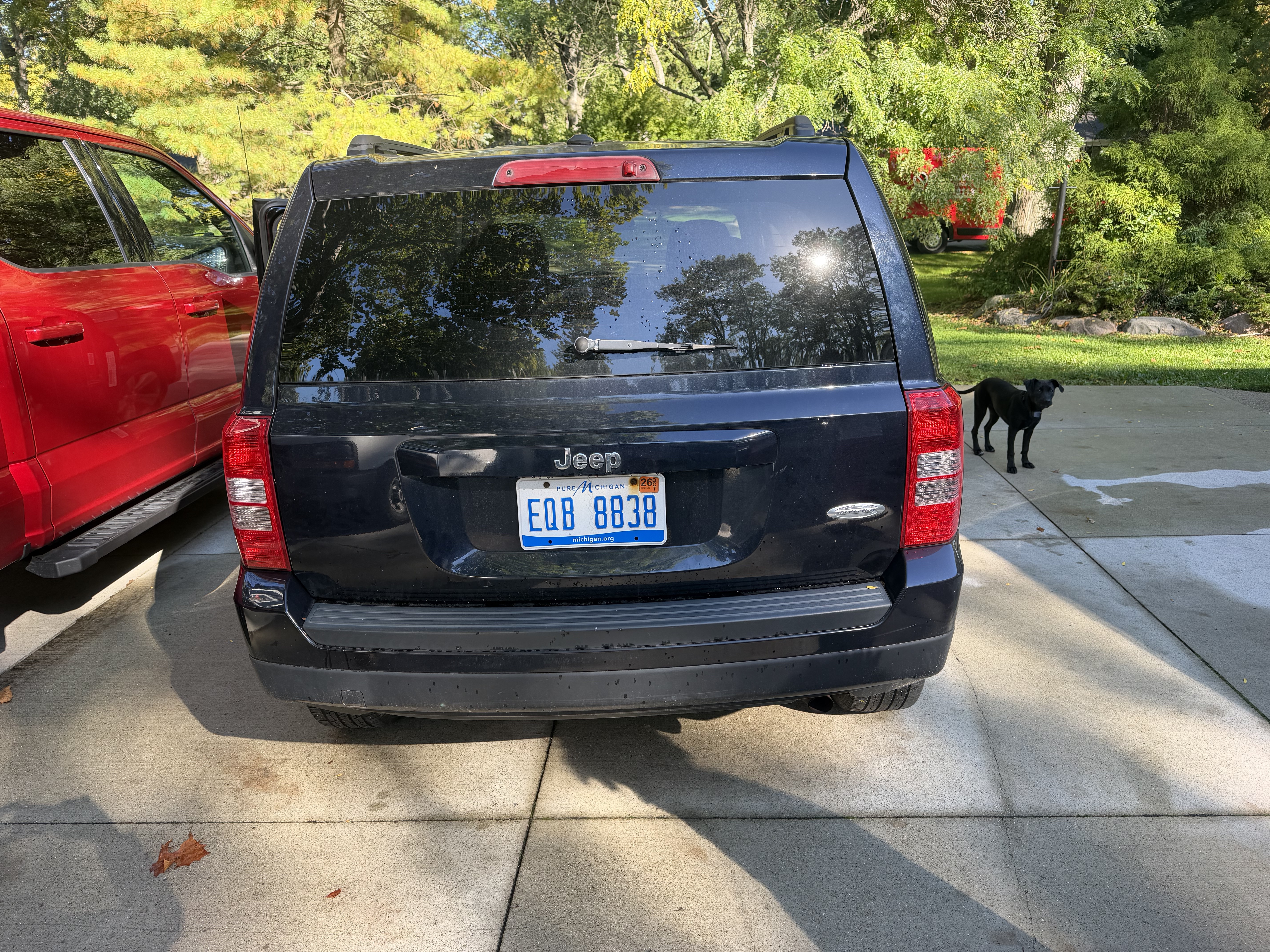 Used 2011 Jeep Patriot Latitude FWD image 2
