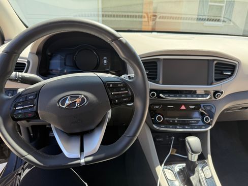 Used 2019 Hyundai Ioniq Limited w/ Ultimate Package 02 FWD image 13