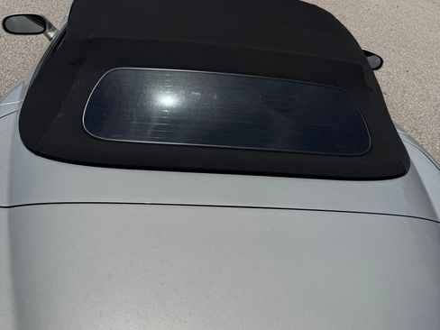 Used 2006 Chevrolet Corvette Convertible w/ Preferred Equipment Group RWD image 19