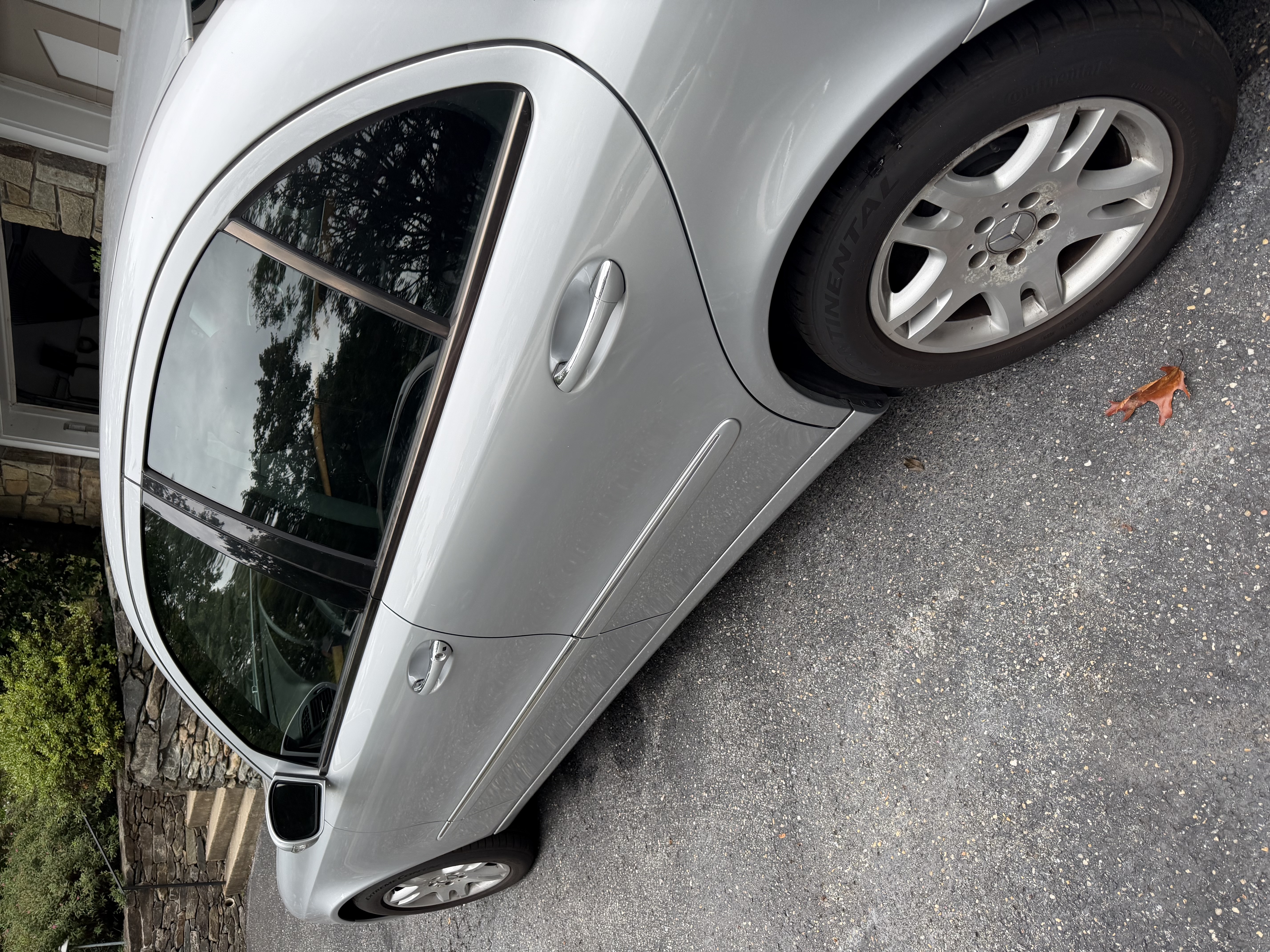 Used 2006 Mercedes-Benz E 320 CDI Sedan image 4