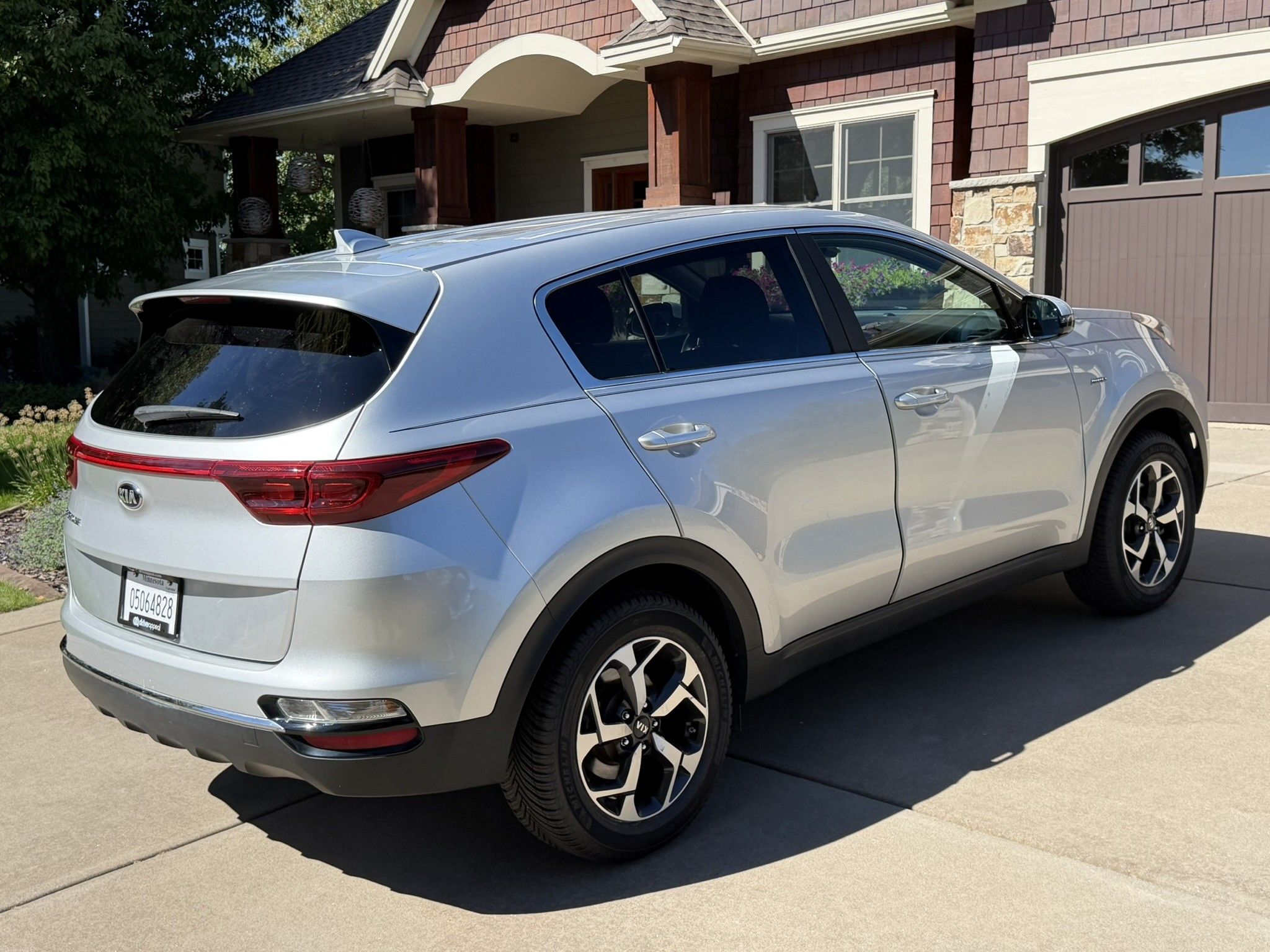 Used 2020 Kia Sportage LX w/ LX Popular Package AWD/4WD image 4
