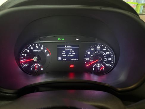 Used 2020 Kia Soul EX w/ Option Group 015 FWD image 16