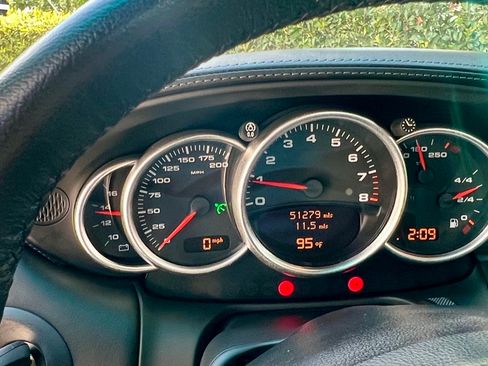 Used 2003 Porsche 911 Carrera 4S image 10