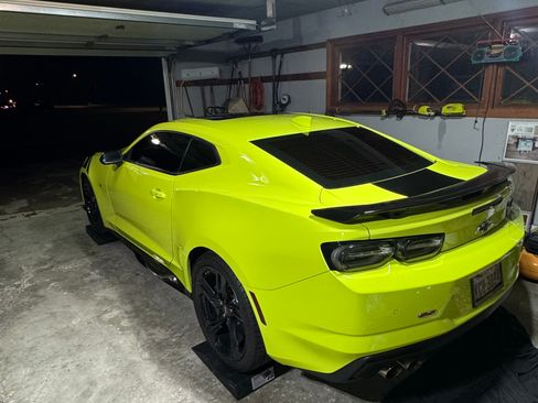 Used 2019 Chevrolet Camaro SS w/ Black Appearance Package image 4