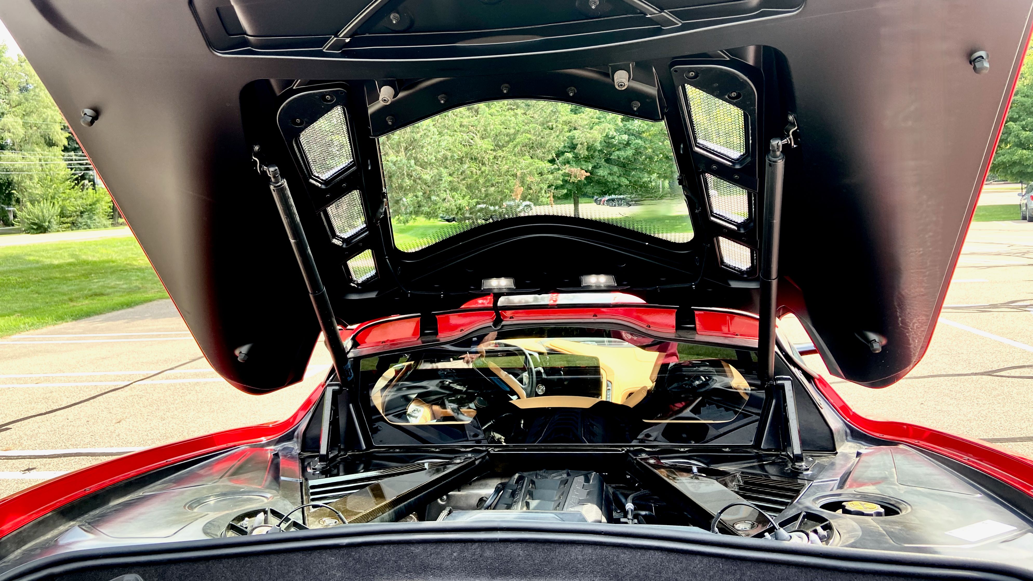 Used 2020 Chevrolet Corvette Stingray Premium Cpe w/ 3LT Preferred Equipment Group RWD image 27
