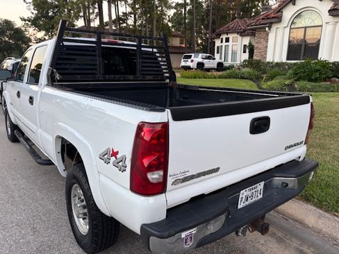 Used 2003 Chevrolet Silverado 2500 LS w/ Skid Plate Package image 8