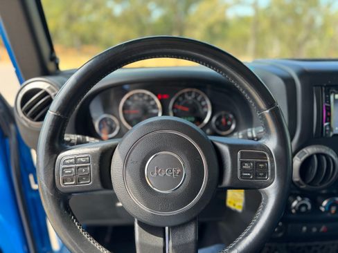 Used 2015 Jeep Wrangler Unlimited Sport w/ Quick Order Package 24S image 13