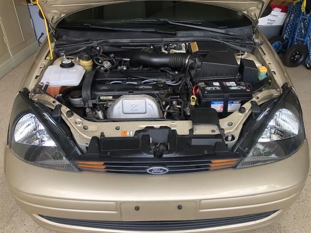 Used 2002 Ford Focus SE FWD image 9