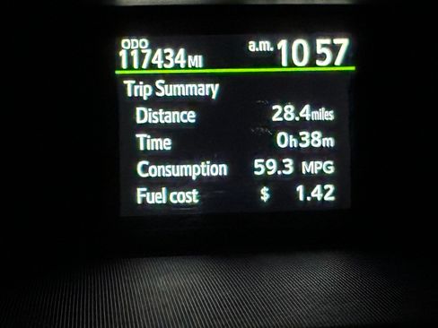 Used 2016 Toyota Prius C Two FWD image 11