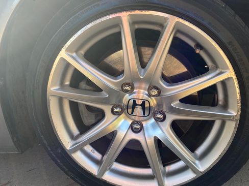 Used 2005 Honda S2000 image 17