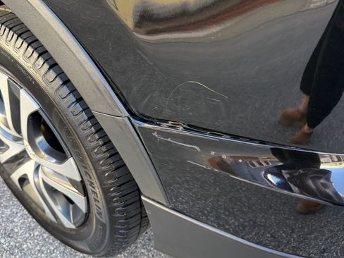 Used 2017 Toyota RAV4 LE image 16