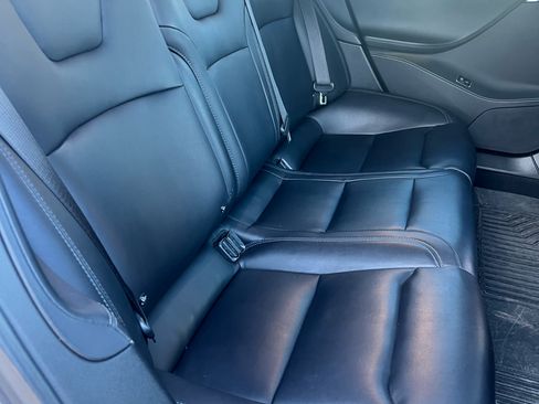Used 2020 Tesla Model S Long Range Plus image 6