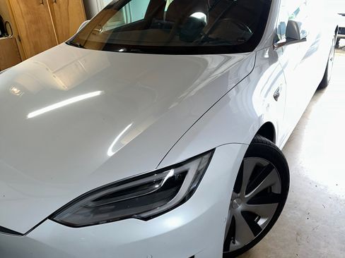 Used 2021 Tesla Model S AWD image 15
