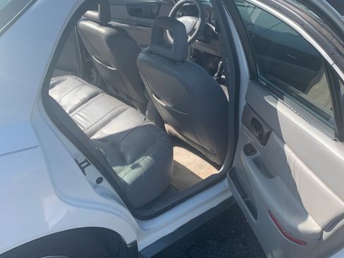 Used 2002 Buick Regal GS FWD image 13