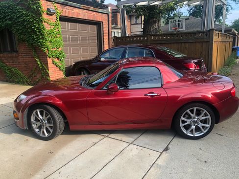 Used 2014 MAZDA MX-5 Miata Grand Touring w/ Premium Package image 2