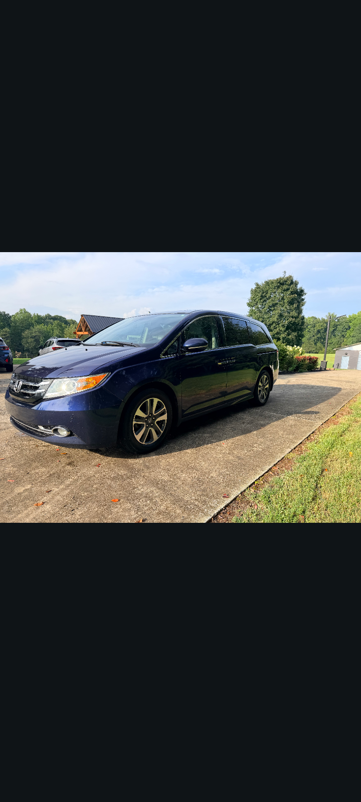 Used 2016 Honda Odyssey Touring image 1