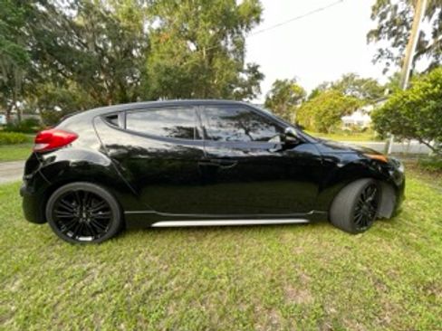 Used 2017 Hyundai Veloster Turbo w/ Tech Package 02 image 15