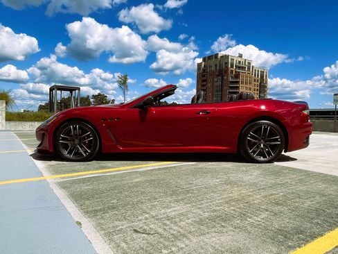 Used 2015 Maserati GranTurismo MC Centennial RWD image 2