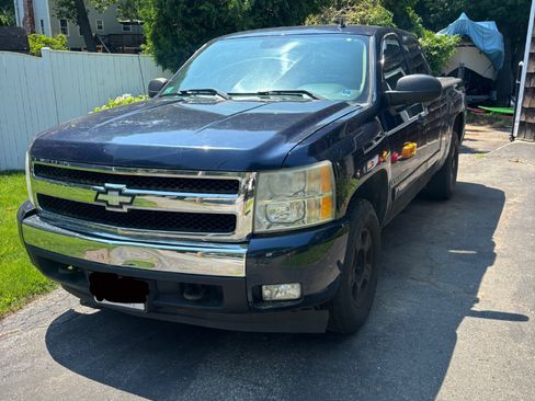Used 2008 Chevrolet Silverado 1500 LT w/ Power Pack Plus AWD/4WD image 2