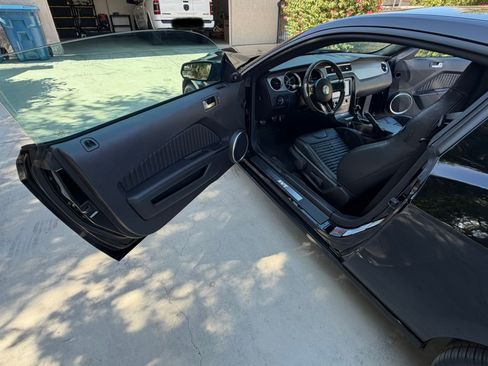 Used 2014 Ford Mustang Shelby GT500 w/ Equipment Group 821A RWD image 6