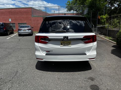 Used 2023 Honda Odyssey EX-L image 5