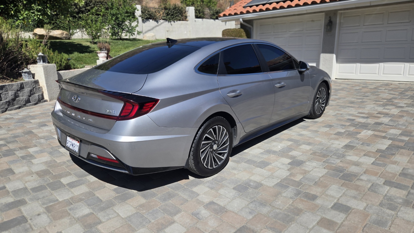 Used 2020 Hyundai Sonata Limited FWD image 4