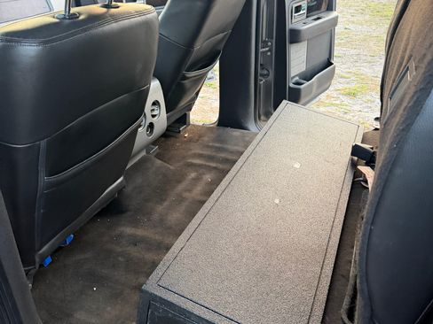 Used 2010 Ford F150 Platinum RWD image 20