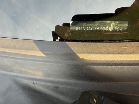 Used 2019 MAZDA MX-5 Miata Club w/ I-ACTIVSENSE Club Package image 6