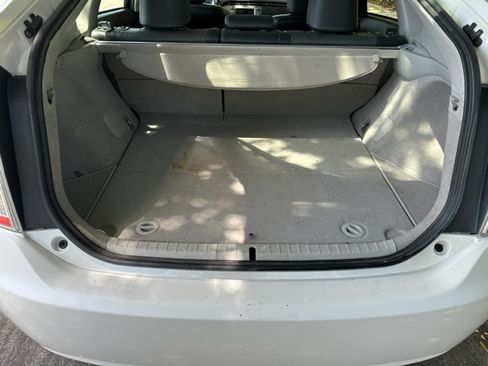 Used 2012 Toyota Prius Four image 12