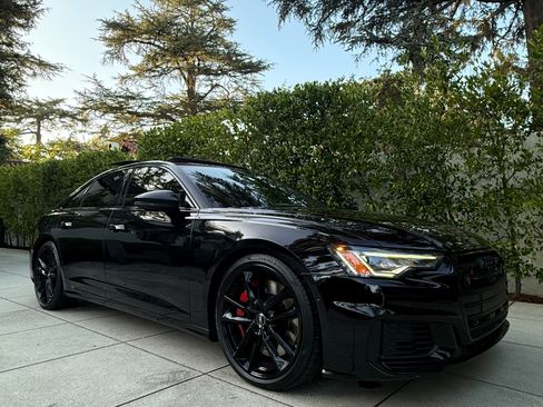Used 2021 Audi S6 Premium Plus w/ S Sport Package AWD/4WD image 4