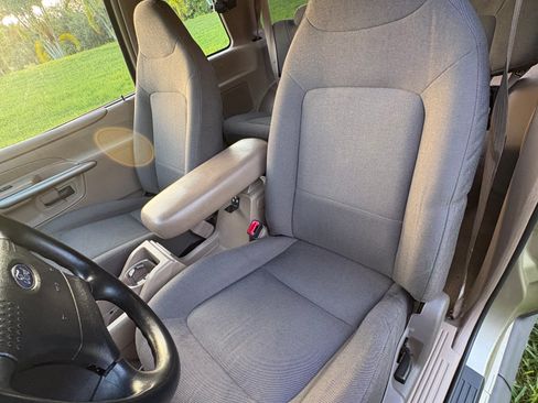 Used 2002 Ford Explorer Sport RWD image 19