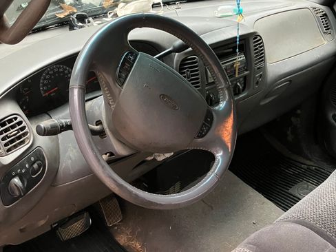 Used 2002 Ford F150 4x4 SuperCab image 5