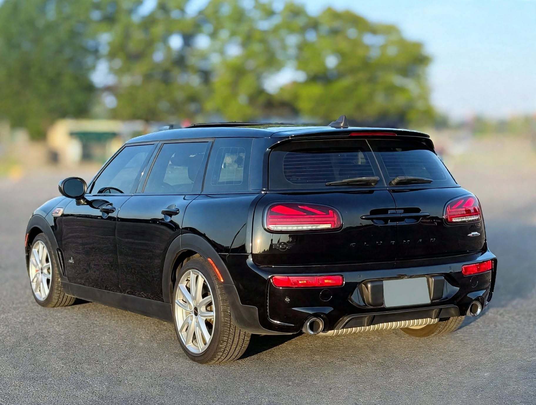 Used 2021 MINI Cooper Clubman John Cooper Works w/ Driver Assistance Package AWD/4WD image 5