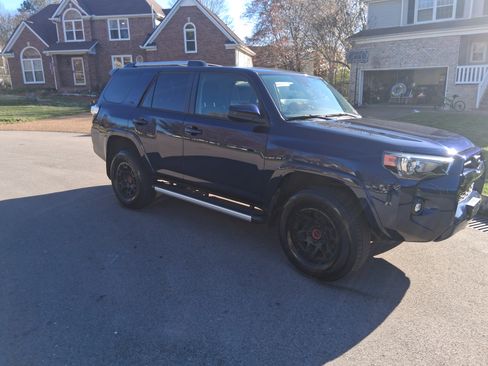 Used 2023 Toyota 4Runner SR5 image 11