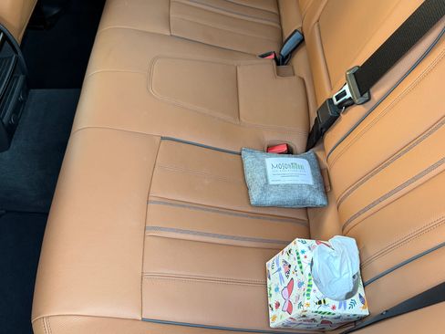 Used 2019 BMW 530i w/ Convenience Package image 16