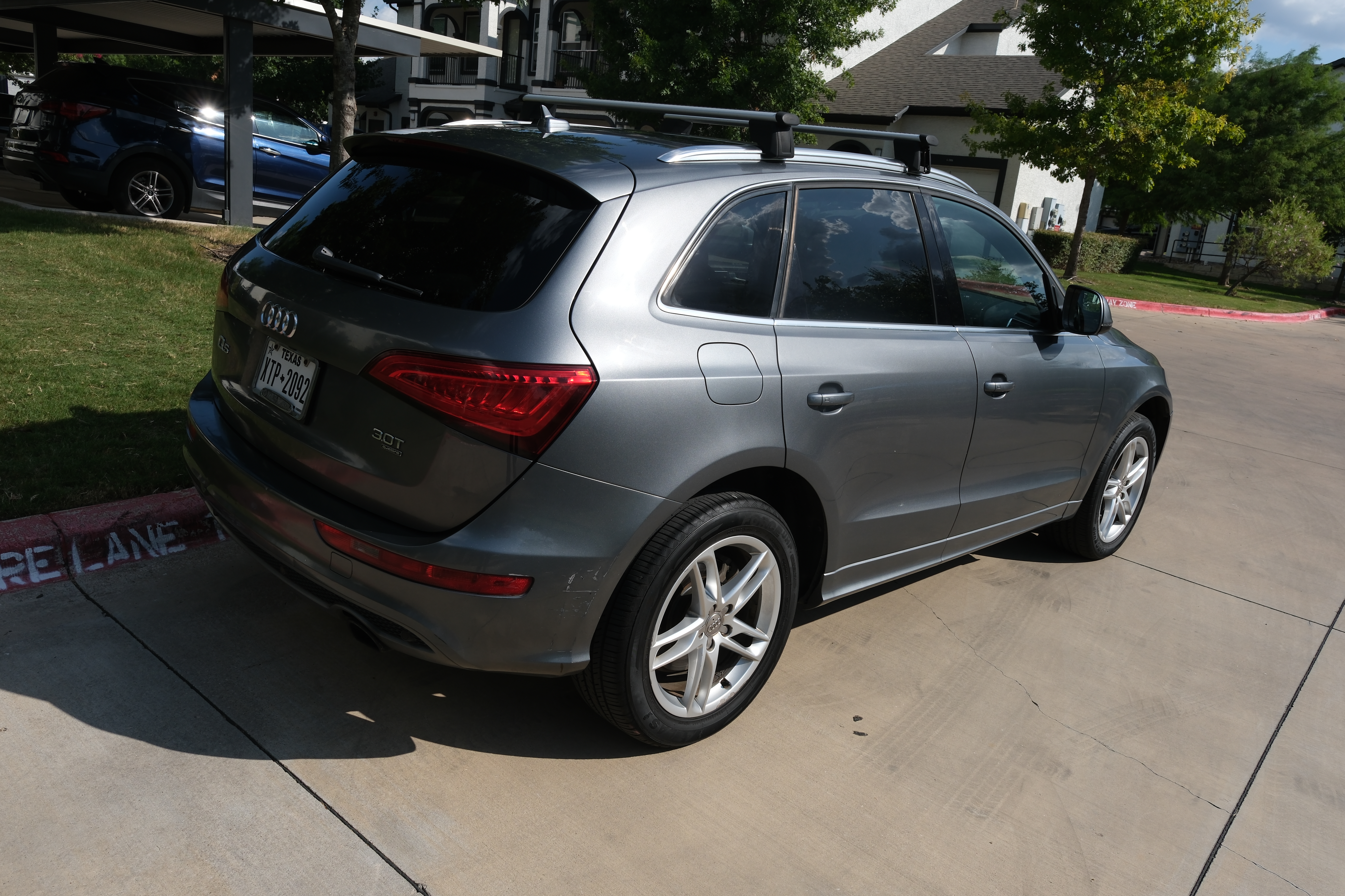 Used 2014 Audi Q5 3.0T Premium Plus AWD/4WD image 2