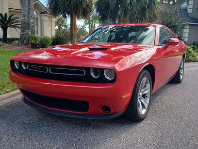 Used 2015 Dodge Challenger SXT