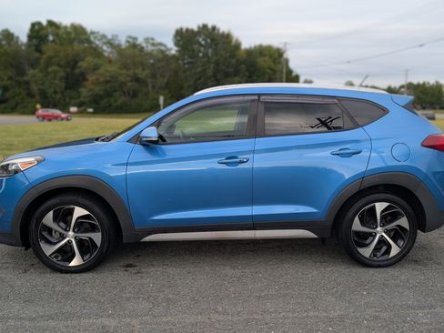 Used 2017 Hyundai Tucson Sport w/ Cargo Package image 4