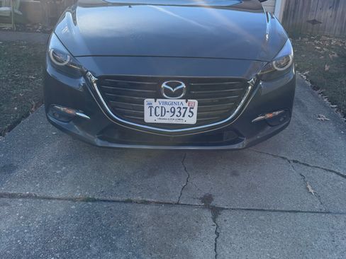 Used 2017 MAZDA MAZDA3 Grand Touring image 5