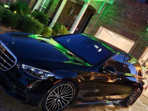 Used 2023 Mercedes-Benz S 580 S 580 4MATIC Sedan 4D image 4