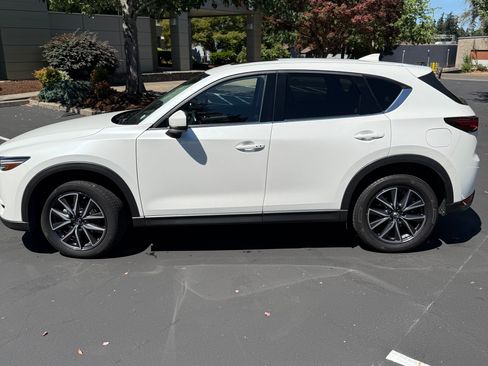Used 2018 MAZDA CX-5 Grand Touring w/ Premium Package AWD/4WD image 2