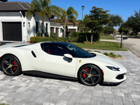 Used 2025 Ferrari 296 GTS image 4