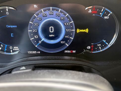 Used 2016 Cadillac Escalade ESV Premium image 8