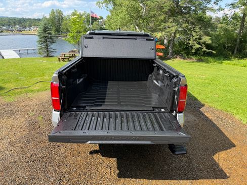 Used 2024 Toyota Tacoma SR5 AWD/4WD image 13